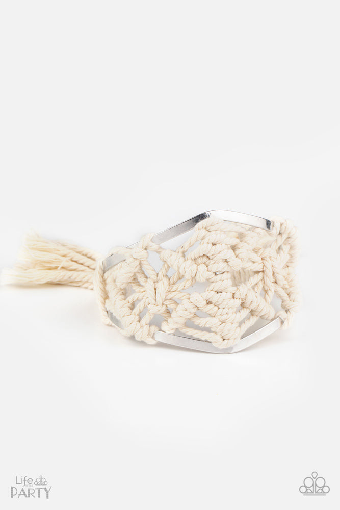 Macrame Mode - White